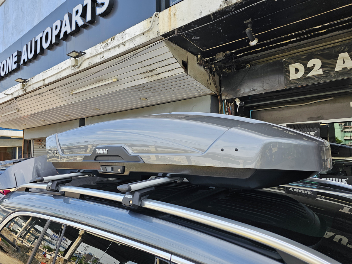 Benz GLS 350d ติดตั้ง ที่ใส่ของบนหลังคารถ THULE Roofbox รุ่น Motion XT Size XL