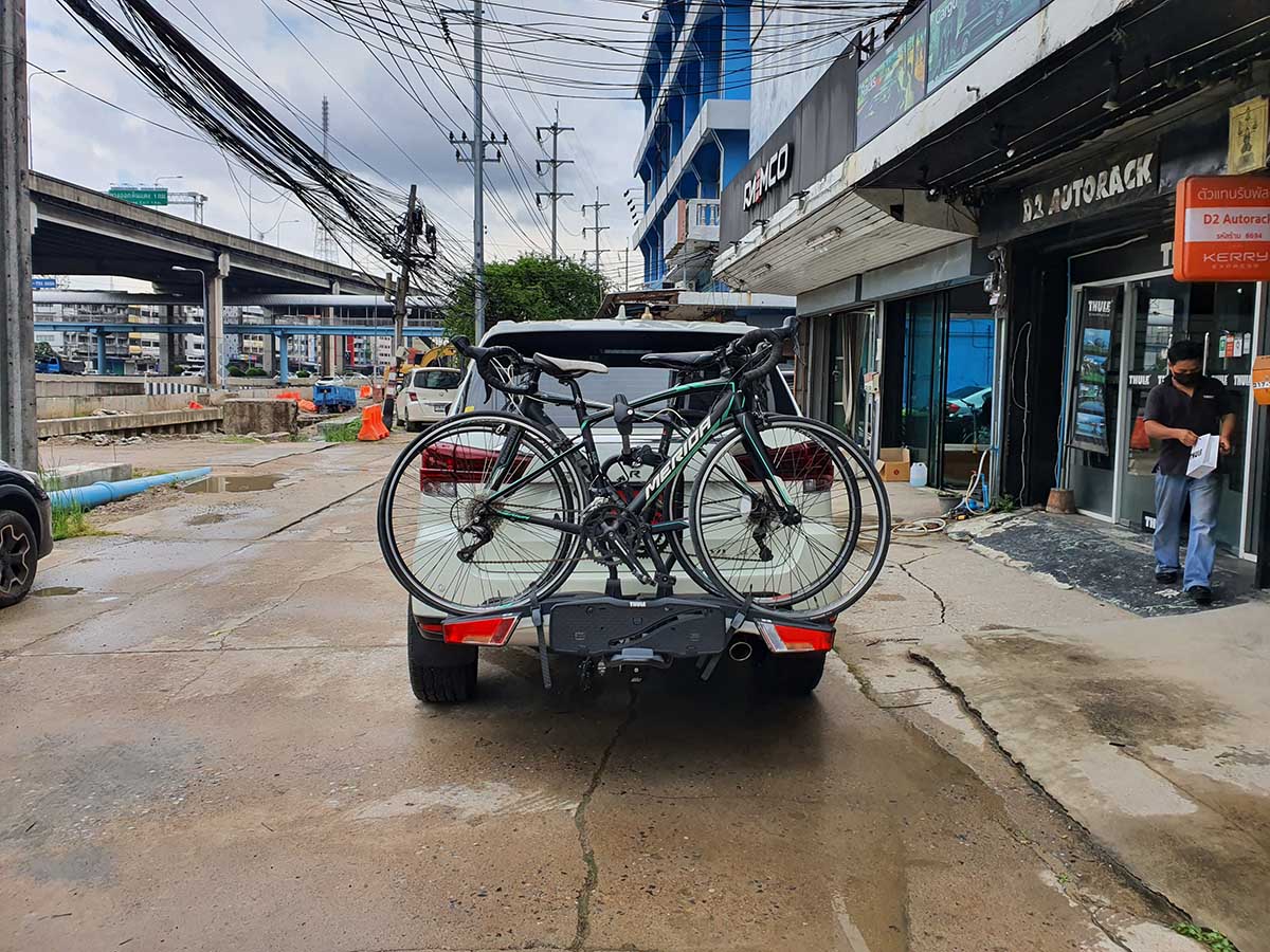 Nissan Terra ติดตั้ง แร็คจักรยานท้ายรถ thule bikerack รุ่น Easyfold 933