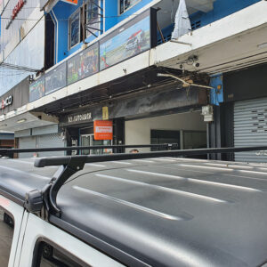 แร็คหลังคารถ Thule Rain Gutters ประกอบด้วย ชุดขาจับแร็ค thule 951 + ชุดคานขวาง thule squarebar ขายแร็คหลังคามือสอง2012 ขาจับแร็คหลังคารถเก๋ง ทูเล่ ตะแกรงหลังคารถ