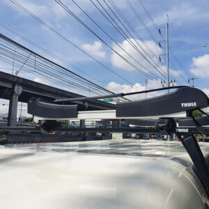 แร็คหลังคารถเก๋งมือสอง Thule Rain Gutters ประกอบด้วย ชุดขาจับแร็ค thule 953 + ชุดคานขวาง thule squarebar แร็คหลังคาTHULE  แร็คหลังคารถเก๋งราคา ทูเล่ ร้านแร็คหลังคา