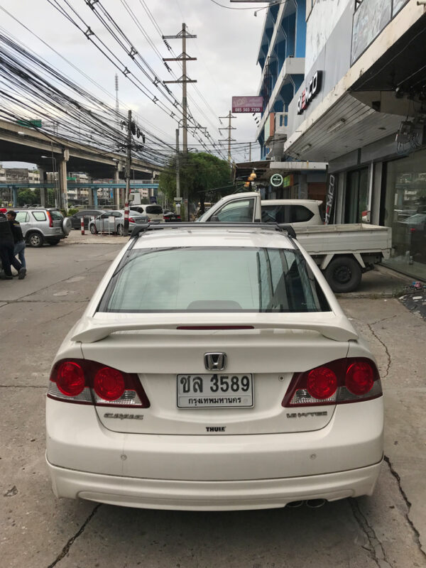 แร็คหลังคา YAKIMA Normal Roof รุ่น Flush Bar NR01 ประกอบด้วย ชุดขาจับแร็ค YAKIMA + ชุดคานขวาง ครบชุด แร็คหลังคามือสอง แร็คหลังคากระบะ ยากิมา roofrackbar ติดหลังคารถยนต์