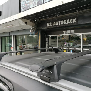 ที่วางของบนหลังคารถเก๋ง YAKIMA Flush Rail รุ่น Through Bar FH02 ประกอบด้วย ชุดขาจับแร็ค YAKIMA + ชุดคานขวาง ครบชุด ร้านขายแร็คหลังคา ขายึดแร็คหลังคารถ