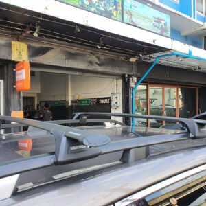 ขายึดแร็คหลังคา YAKIMA Roof Rail รุ่น Through Bar FR02 ประกอบด้วย ชุดขาจับแร็ค YAKIMA + ชุดคานขวางครบชุด แร็คจักรยานกระบะไม่ถอดล้อ rackหลังคารถ เอสซีอาร์ THULE thailand
