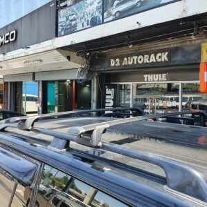 ขายแร็คหลังคามือสอง YAKIMA Roof Rail รุ่น Through Bar FR02 ประกอบด้วย ชุดขาจับแร็ค YAKIMA + ชุดคานขวางครบชุด แร็คหลังคารถเก๋ง ถาดแร็คหลังคา เอสซีอาร์ ขาจับแร็คหลังคามือสอง