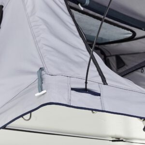 เต็นท์หลังคารถ 4 ประตู รุ่น THULE Tepui Explorer Ayer 2 (ด้านนอก) ของเต็นท์ มีตัวยึดขาเกี่ยวกันสาด และตัวยึดเอนกประสงค์ แข็งแรง ป้องกันแม้ฝนตกหนักและลมแรง