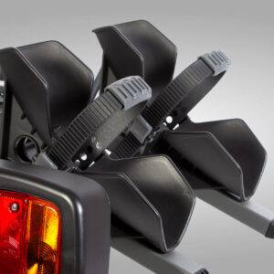 แร็คแขวนจักรยาน BuzzRack Racer 2 สามารถบรรทุก จักรยานท้ายรถ ได้ 2 คัน วางบนฐานตั้ง