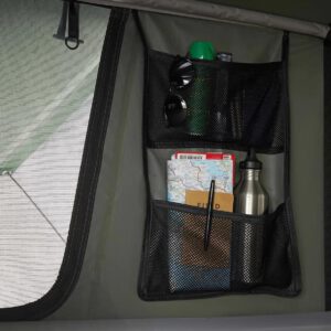 Thule รุ่น Tepui Foothill ภายในเต็นท์หลังคามี ช่องสำหรับใส่ของต่าง ๆ 2 ช่อง