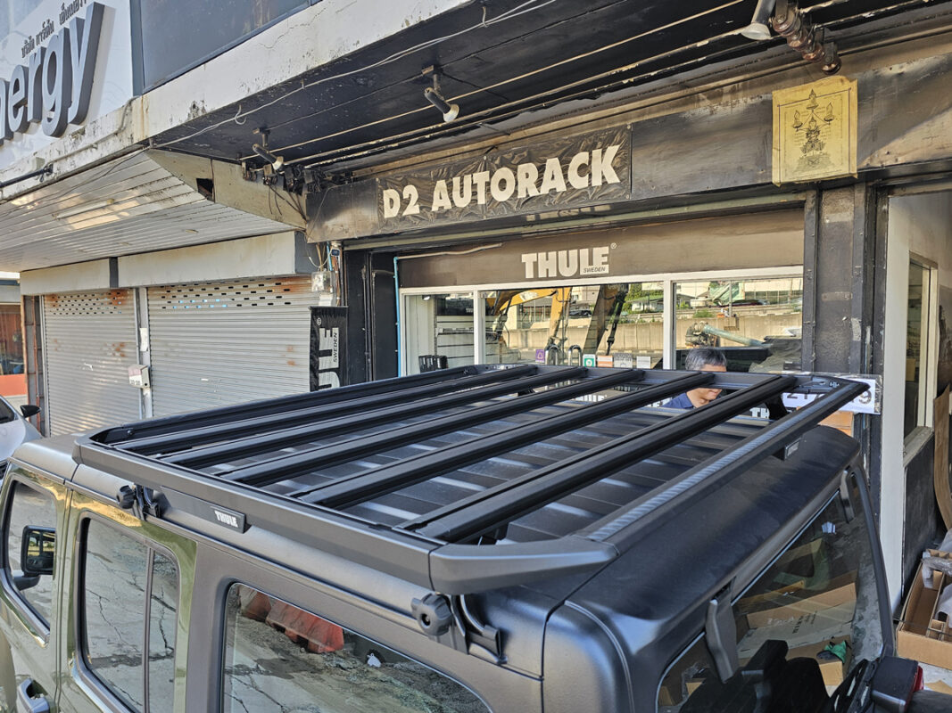 แร็คหลังคา Thule CapRock Roof Platform XL สีดำ Size 165(W) cm X 150(L) cm